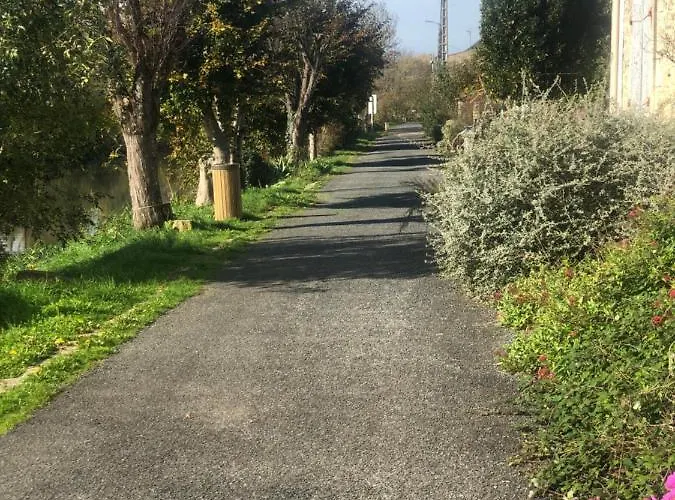 Guest house La Belle Epoque - D'hotes & Damvix